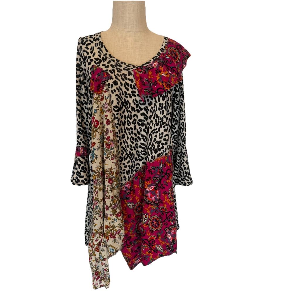 Emma Rose Women’s Patchwork Tunic Top Size M Leopard Floral Mixed Print Boho